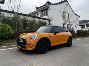 MINI 2018 Бензин