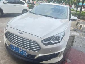 Ford Escort 2016 Бензин