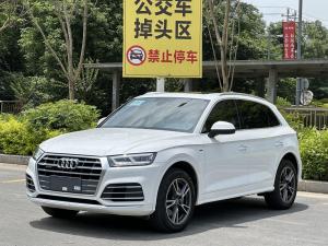 Audi Q5L 2020 Бензин