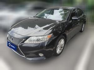 Lexus ES 2013 Гибрид