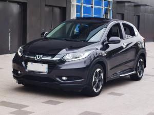 Honda Vezel 2018 Бензин