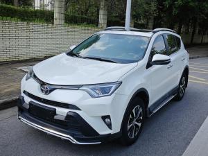 Toyota RAV4 2017 Бензин