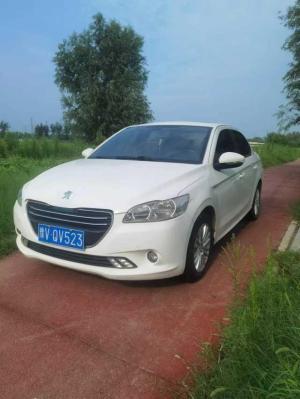 Peugeot 301 2014 Бензин