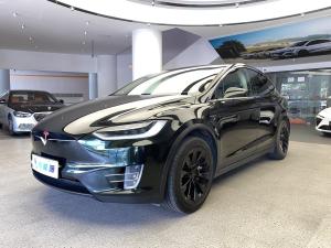 Tesla Model X 2018 Электрический