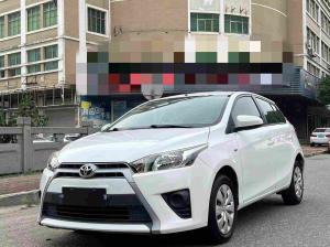 Toyota YARiS L 2015 Бензин