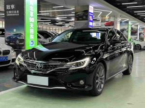 Toyota Reiz 2016 Бензин