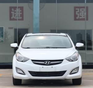 Hyundai Elantra 2015 Бензин