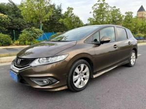 Honda Jade 2016 Бензин