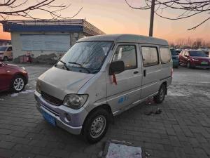 Wuling Sunshine 2013 Бензин
