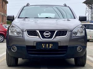 Nissan Qashqai 2015 Бензин