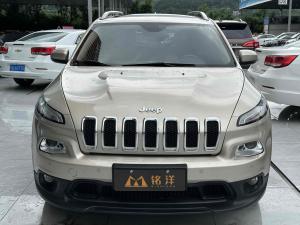 Jeep Cherokee 2016 Бензин