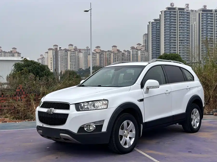 Chevrolet Captiva 2013 Бензин
