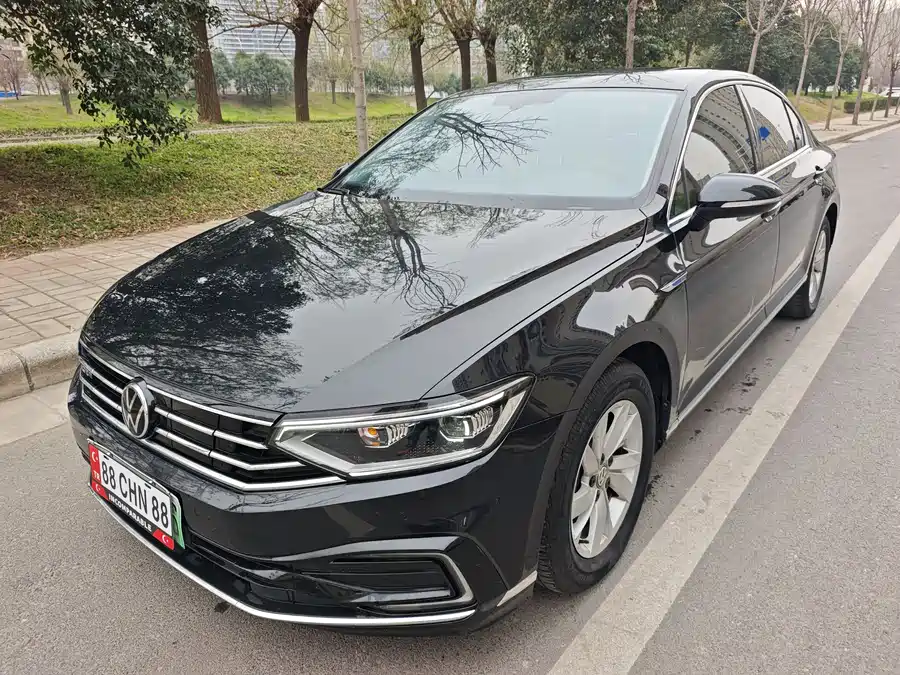 Volkswagen Magotan GTE plug-in hybrid 2023 Подключаемый гибрид