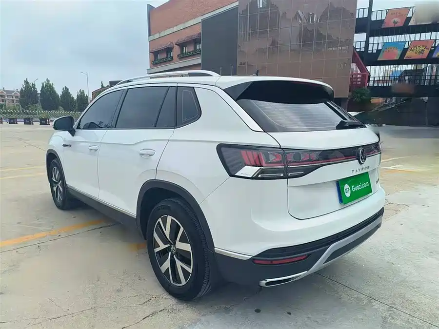 Volkswagen Tayron 2025 Бензин