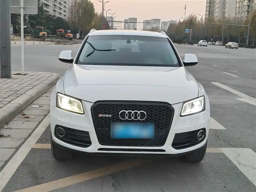 Audi Q5 2016 Бензин