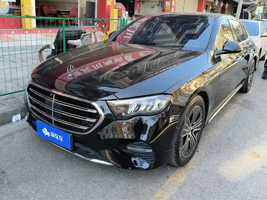 Mercedes-Benz E-Class 2025 Гибрид