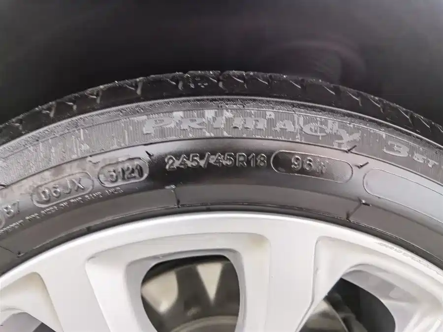 Cadillac CT5 2021 Бензин