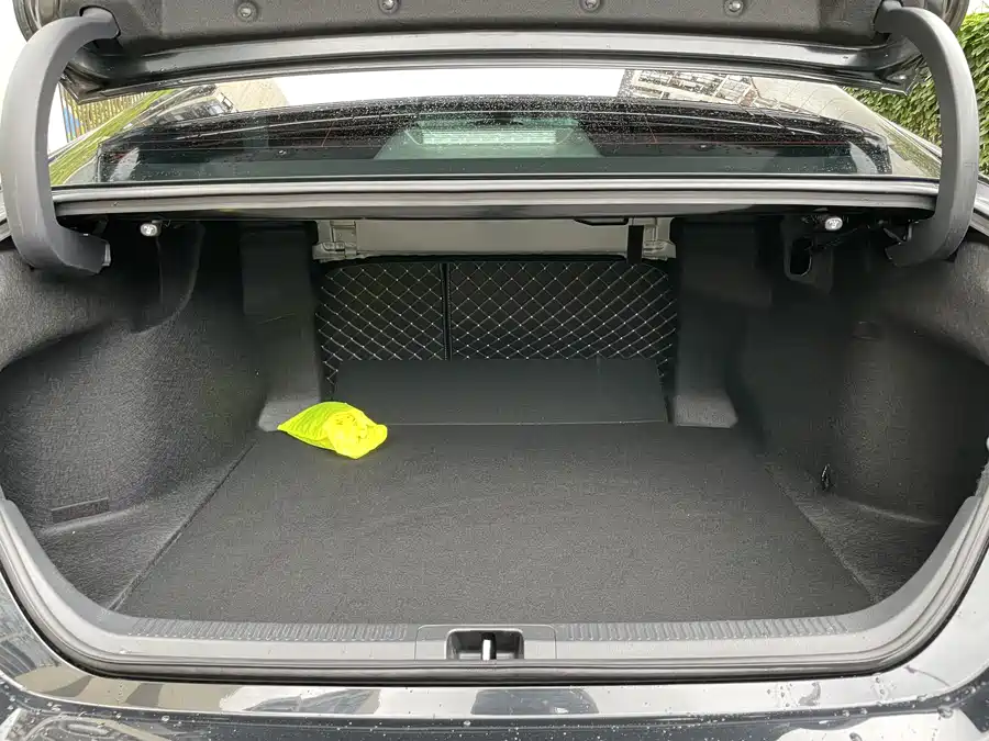 Toyota Camry 2024 Бензин