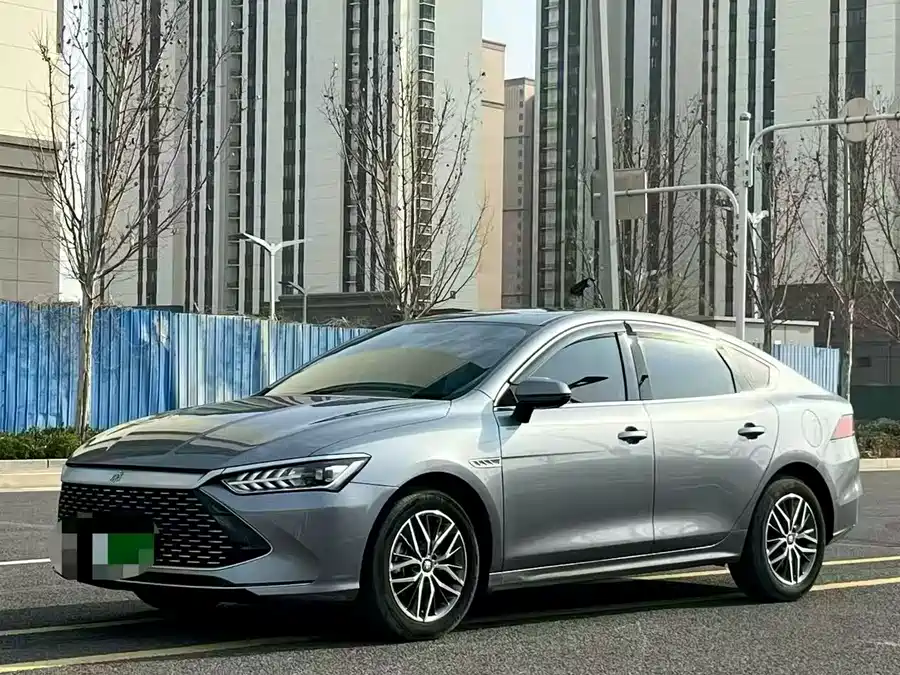 BYD Qin PLUS 2024 Подключаемый гибрид