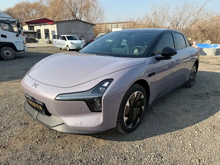 XPeng MONA M03 2025 Электрический