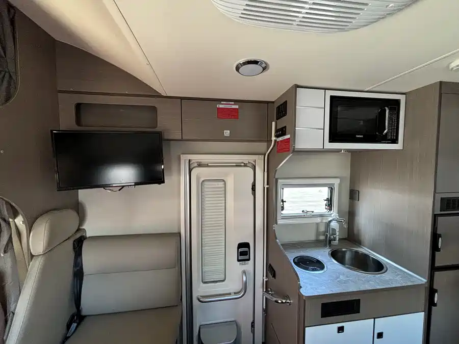 SAIC MAXUS V90 RV 2021 Дизель