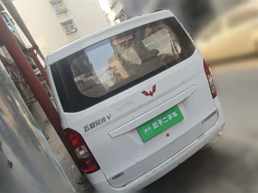 Wuling Rongguang V 2017 Бензин