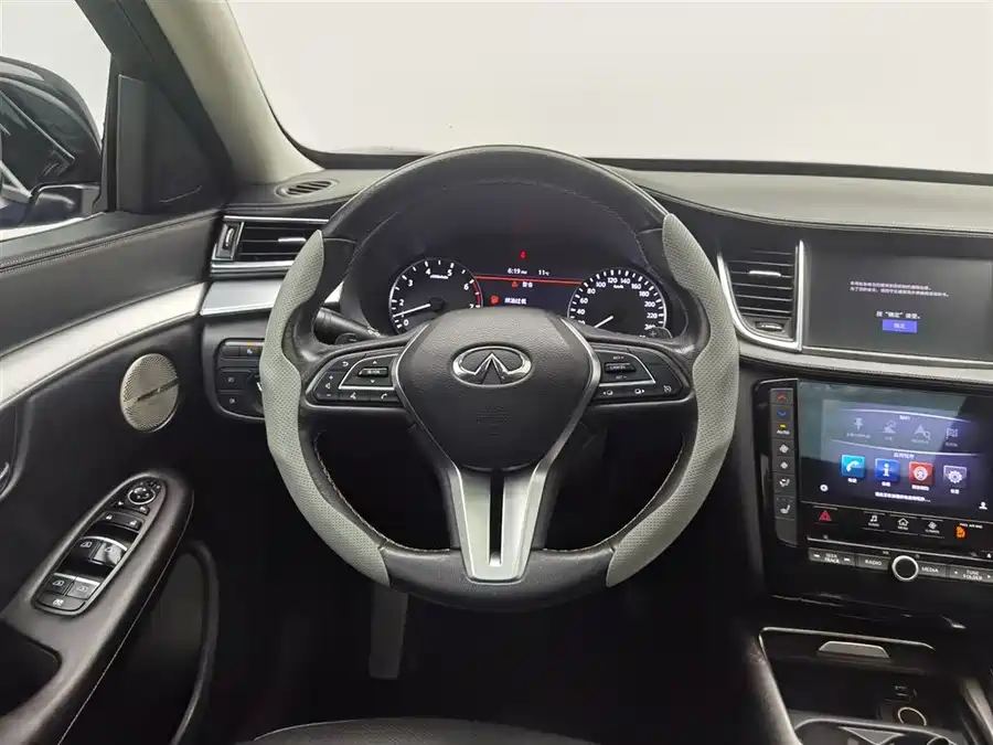Infiniti QX50 2018 Бензин