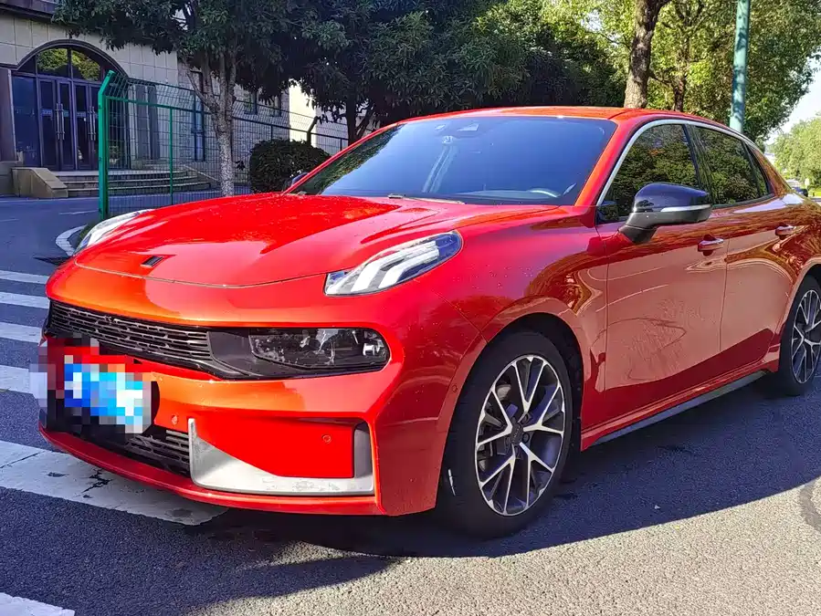 LynkCo 03 2019 Бензин