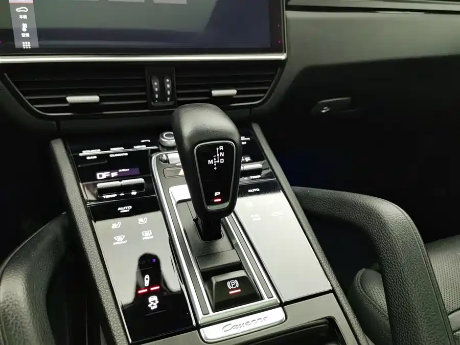 Porsche Cayenne 2020 Бензин