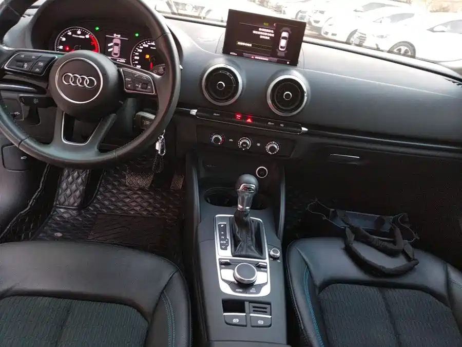 Audi A3 2021 Бензин