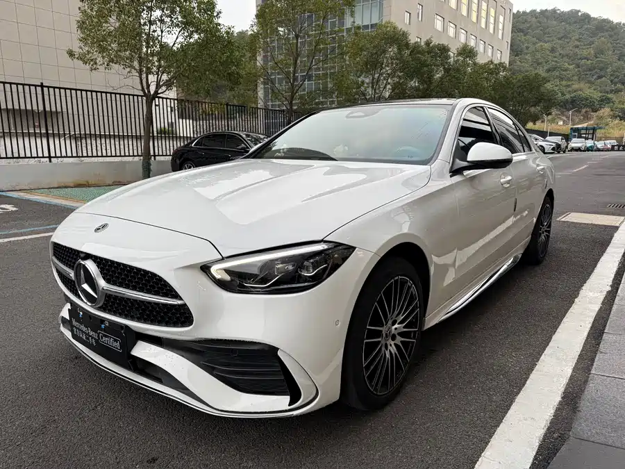 Mercedes-Benz C-Class 2023 Гибрид