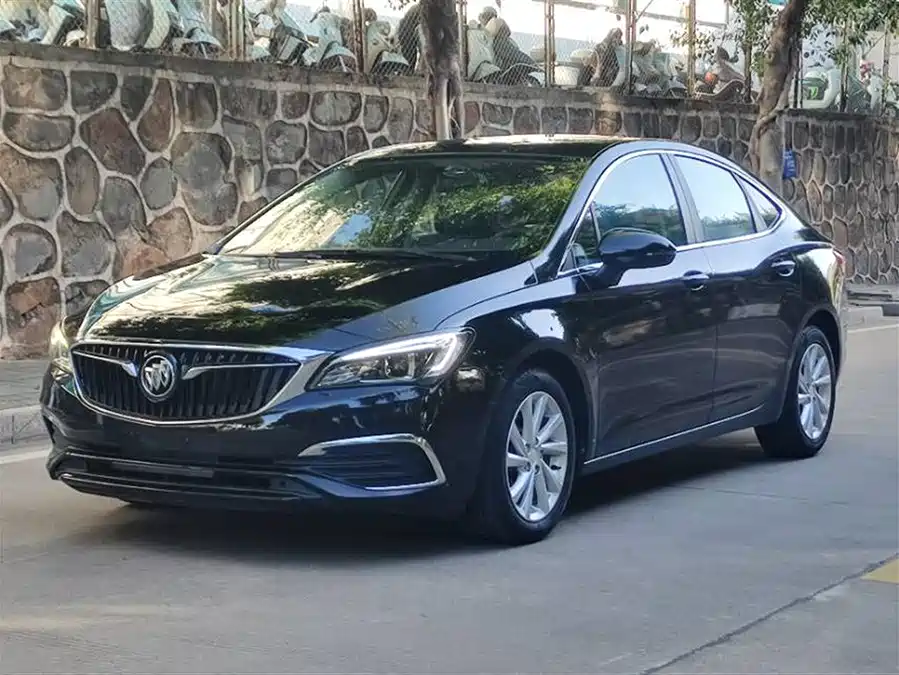 Buick Verano 2018 Бензин