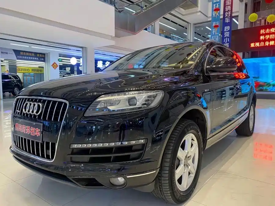 Audi Q7 2013 Бензин