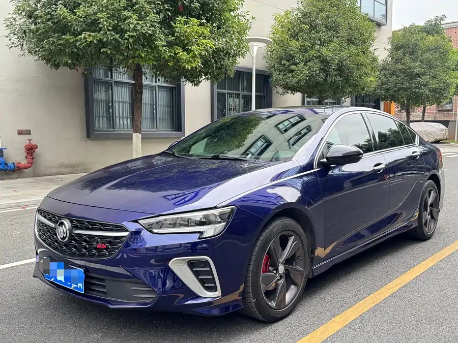 Buick Regal 2020 Бензин