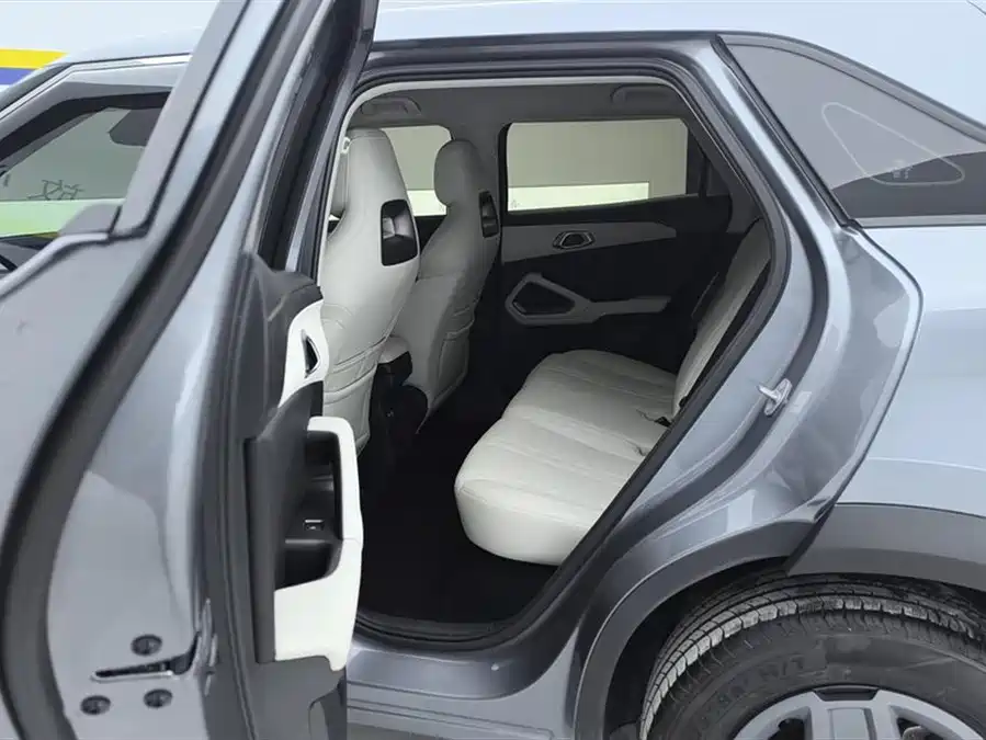 BYD Yuan Up 2025 Электрический