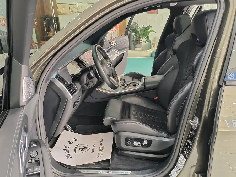 BMW X5 M 2020 Бензин