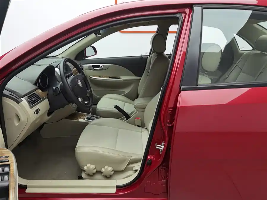 Buick Excelle 2015 Бензин