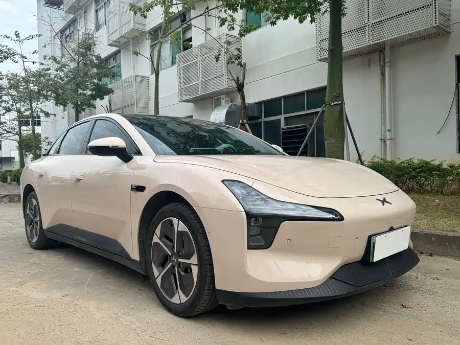 XPeng MONA M03 2025 Электрический