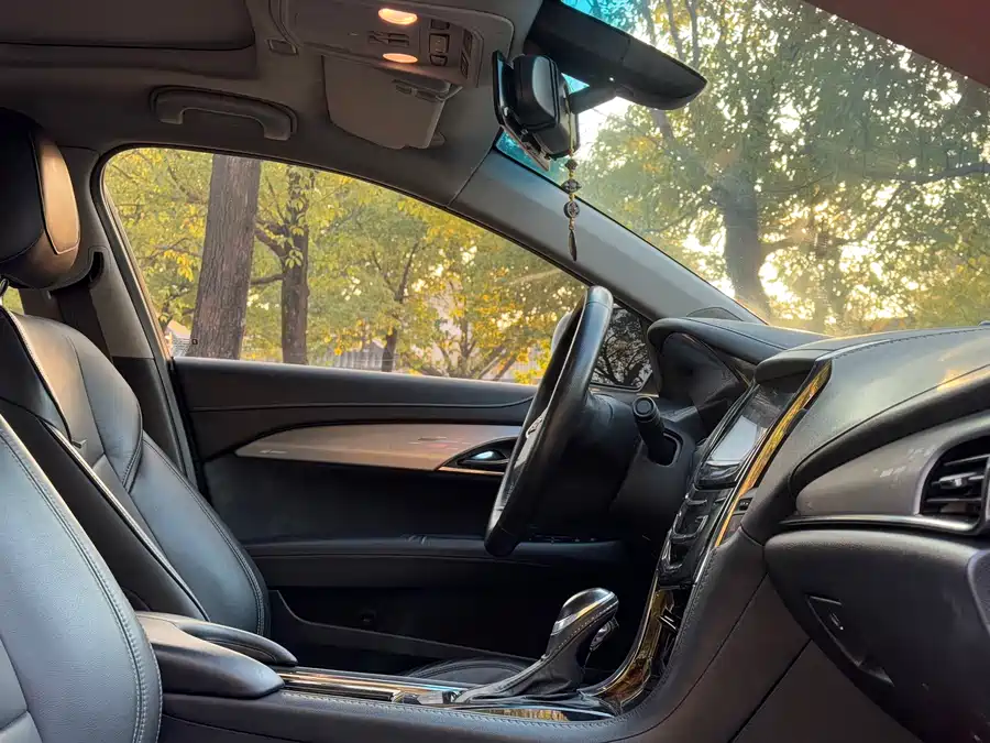 Cadillac ATS-L 2016 Бензин