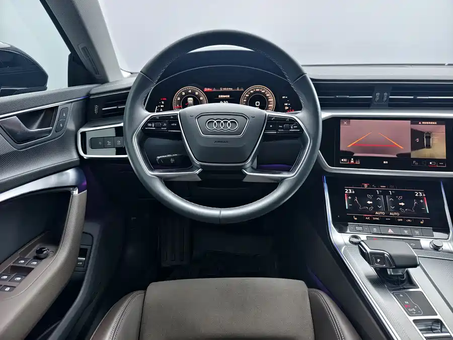 Audi A7L 2024 Бензин