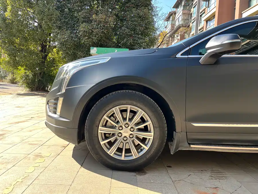 Cadillac XT5 2017 Бензин