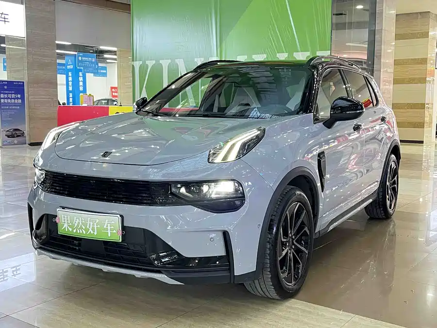 LynkCo 01 EM-P 2022 Подключаемый гибрид