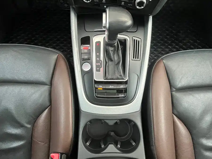 Audi Q5 2018 Бензин