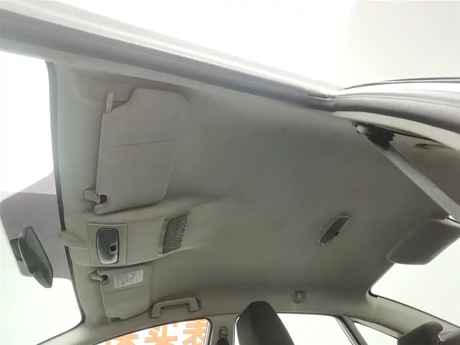 Ford Festiva 2015 Бензин