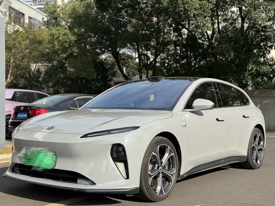 NIO ET5T 2024 Электрический