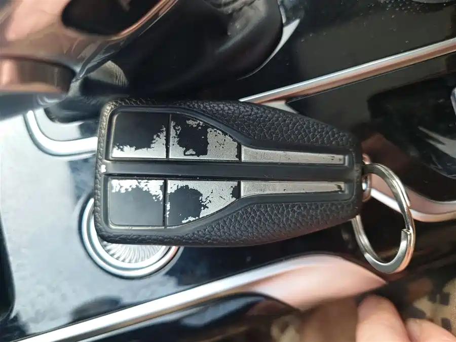 Hongqi HS5 2023 Бензин