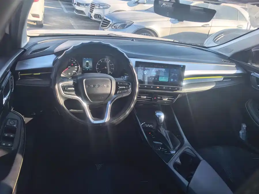 Roewe i5 2021 Бензин