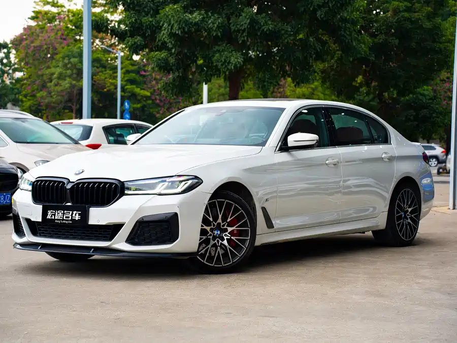 BMW 5 Series 2021 Бензин