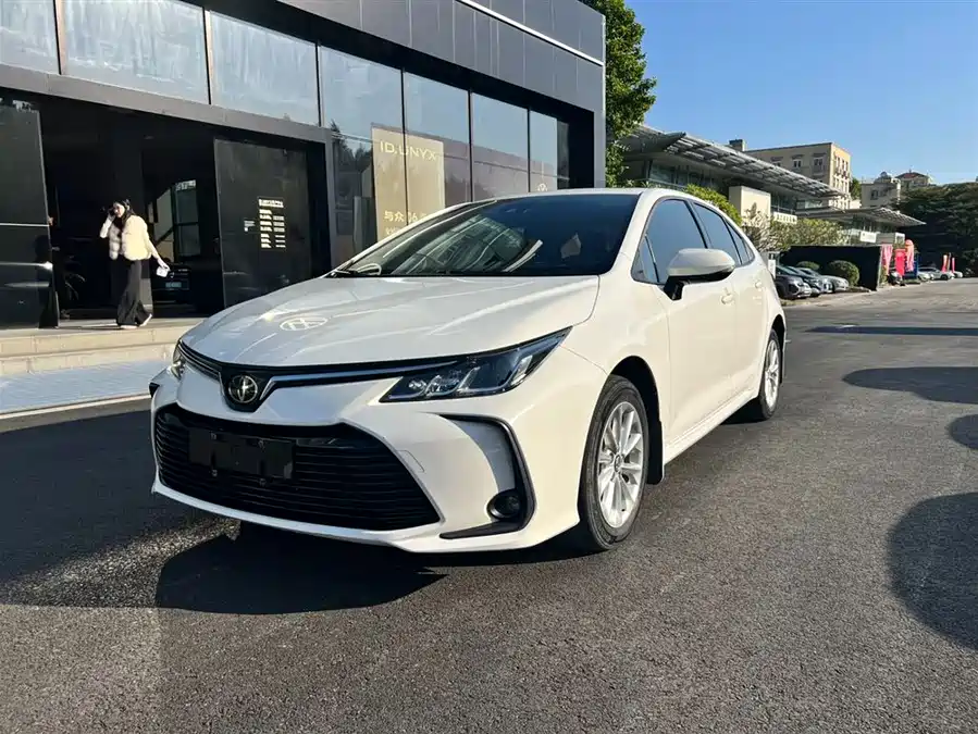 Toyota Corolla 2022 Бензин