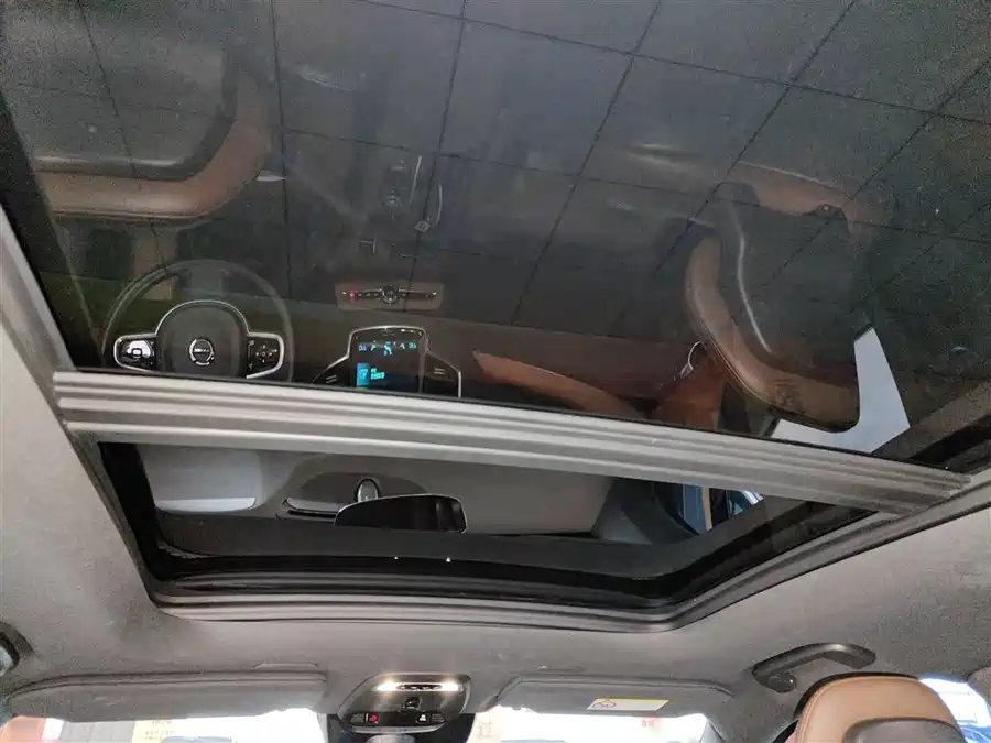 Volvo XC90 2022 Гибрид